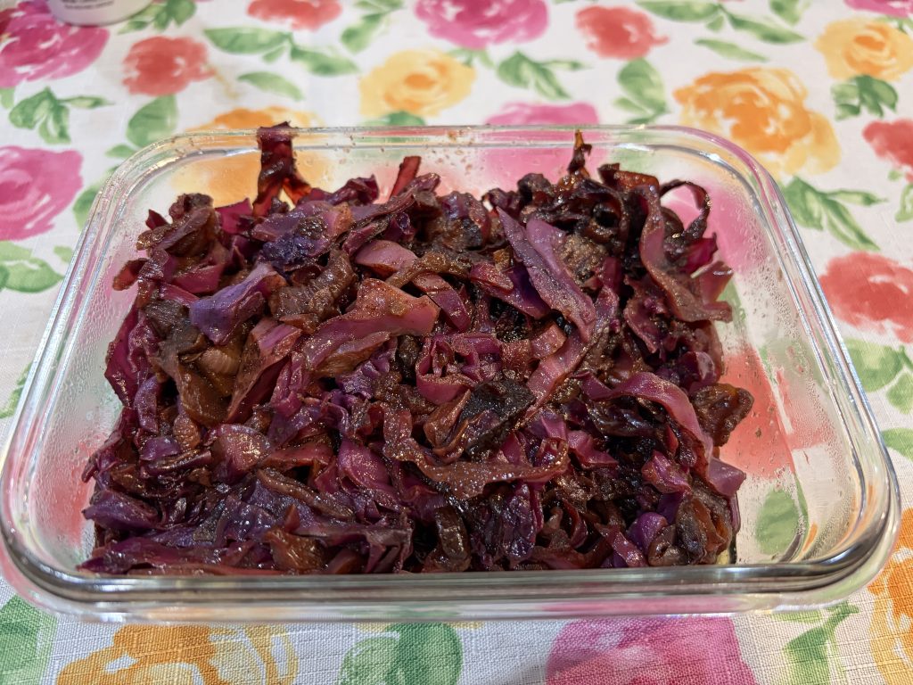 BraisedRed Cabbage with Apples